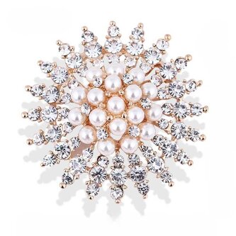 Třpytivá brož s krystaly a umělými perlami Gold Troli