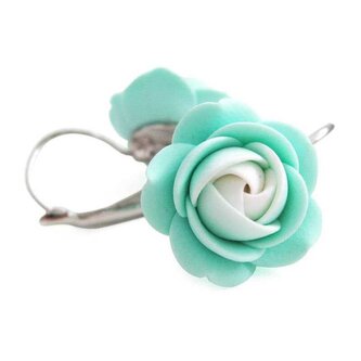 Bílo-mentolové visací náušnice kytičky Troli