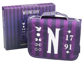 Kosmetická taška Netflix|Wednesday: Akademie Nevermore (20 x 25 x 9,5 cm)