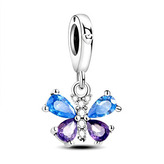 B0076 Visací stříbrný přívěšek korálek motýl