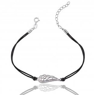 IT0007-K Černý náramek se stříbrným křídlem