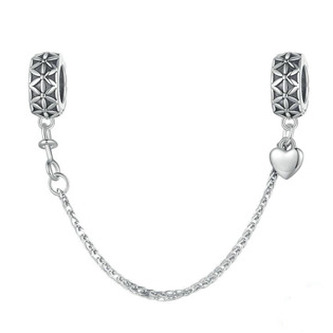 S0025 Stříbrný bezpečnostní řetízek na náramek - srdce