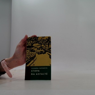 Stopa na asfaltě