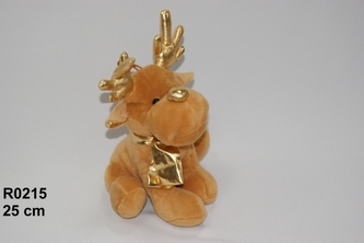 -PLUSZAK RENIFER 25CM SA SIEDZACY W SZALU R-0215