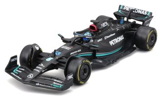 Bburago 1:43 RACE Formula F1 - Mercedes-AMG F1 W15 Performance (2024) #63 (George Russell), věk: 0+