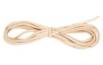 Sznurek do biżuterii ze sztucznej skóry biały