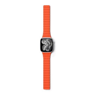 Epico Magnetic+ silikonový řemínek pro Apple Watch 42/41/40/38mm oranžový