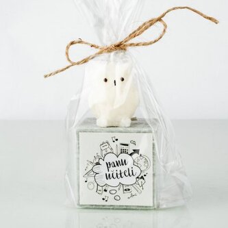 Přírodní vonná svíčka palmová - AROMKA - Dárkové balení pro pana učitele - Kostka a sovička - Kopřiva