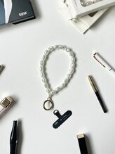 Univerzální popruh na telefon - Pearly Touch (petite)